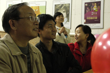 学院影视系开展学雷锋知识抢答赛活动