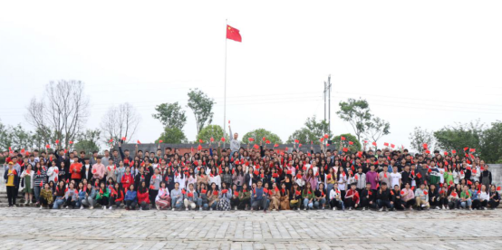 “学习强国”平台向全国发布我院师生参与的“快闪”活动