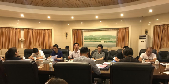 “互联网+”创新创业大赛校赛推进会召开