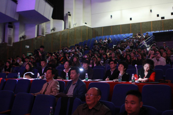 学院2018年中青年教师业务技能（戏曲、音乐剧类）考核圆满完成