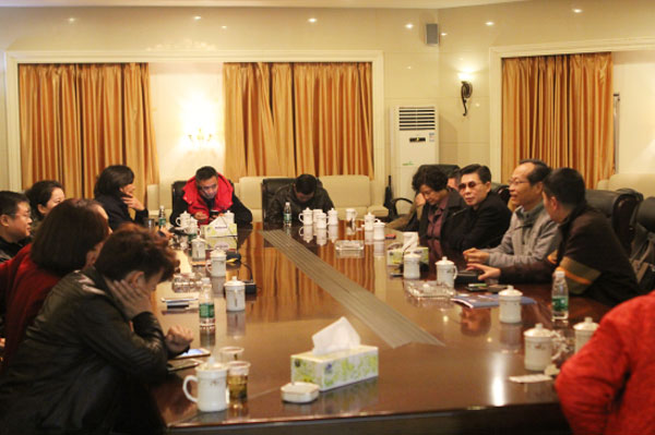 学院召开《书香天下》总结会