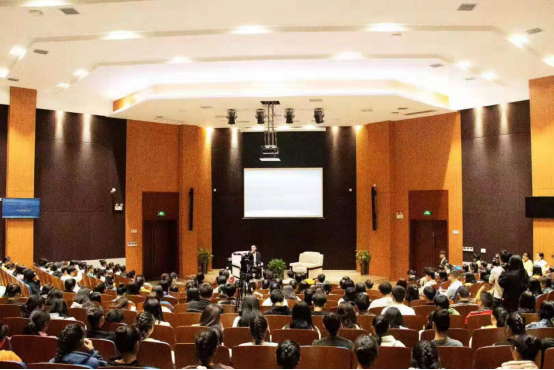 王跃文做客艺苑真人图书馆带你“倾听文学的声音”