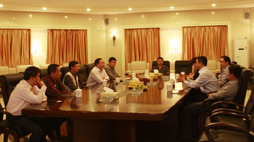 长沙国家生物产业基地领导来我院洽谈合作