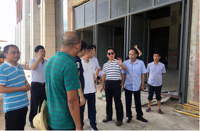 学院领导现场督查2018年秋季学期开学相关准备工作