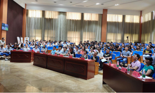 美术系2017级校企合作UI班产教融合汇报会圆满落幕