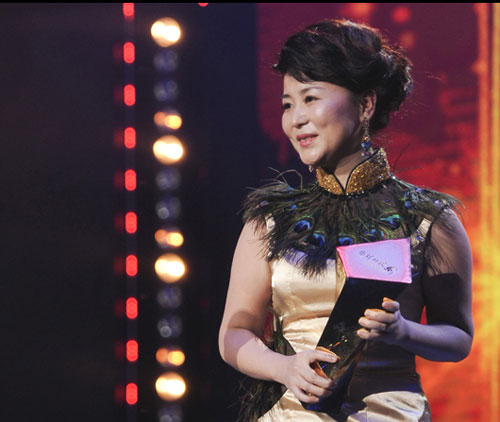 我院教师蔡霞获“你好，公民”癸巳•潇湘风尚大典“年度风尚文艺人”奖