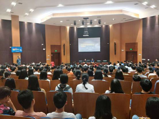 影视系举行新生入学原创视频教育暨开学典礼