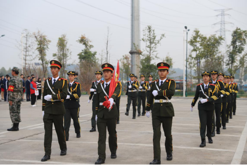 我院举行2018年秋季学期第三次升旗仪式