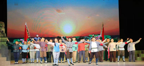 大型民族歌剧《洪湖赤卫队》惊艳绽放松雅湖畔