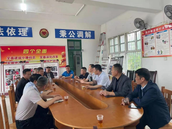 学院定点驻村振兴工作队进驻温塘村