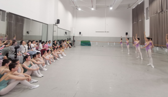 督导室组织开展期末专业考试巡查工作