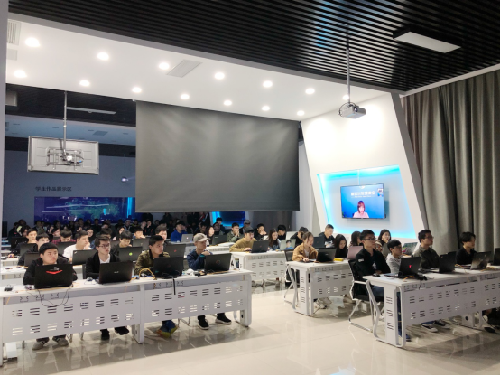 推进产教融合深化校企合作——SUNBET申搏2019年职业教育宣传活动周拉开序幕