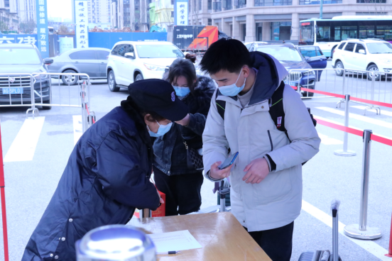 欢迎返校| 学院严抓疫情防控确保师生有序开学